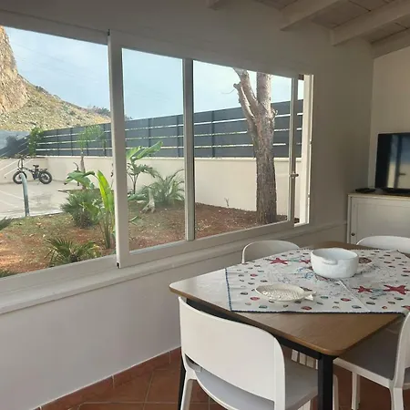 בית נופש Monte Luna - E-bikes Incluse Per Raggiungere Il Centro E La In 3 Minuti סן ויטו לו קאפו